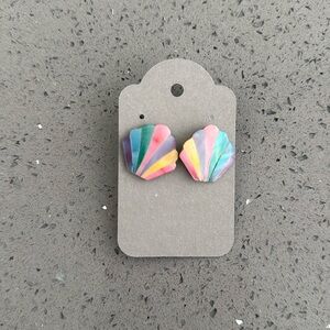 Vintage rainbow shell earrings
